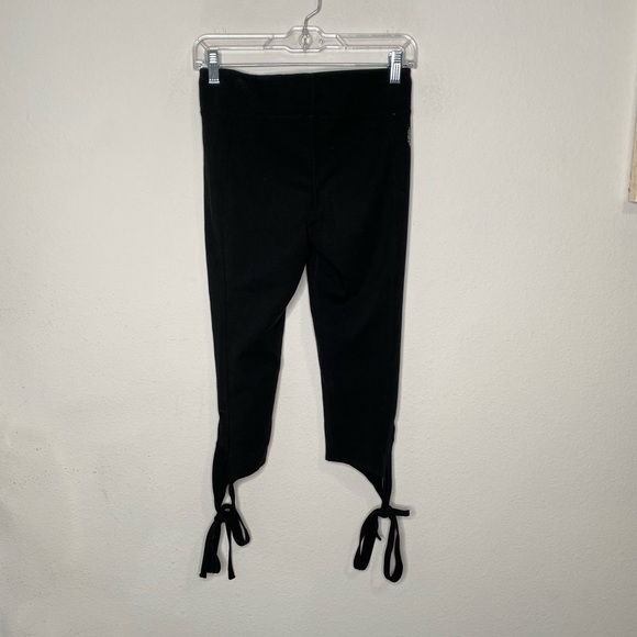 Free People Movement Turnout Stretch Yoga Tie Ankle Black Leggings Size Small - Picture 8 of 8